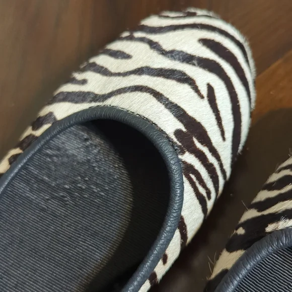 Minnetonka ballet flats - Picture 3 of 4